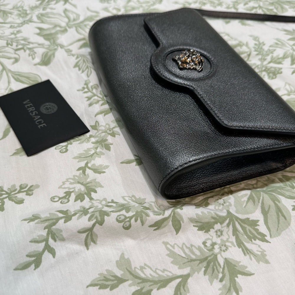 Versace bag - Picture 5 of 7